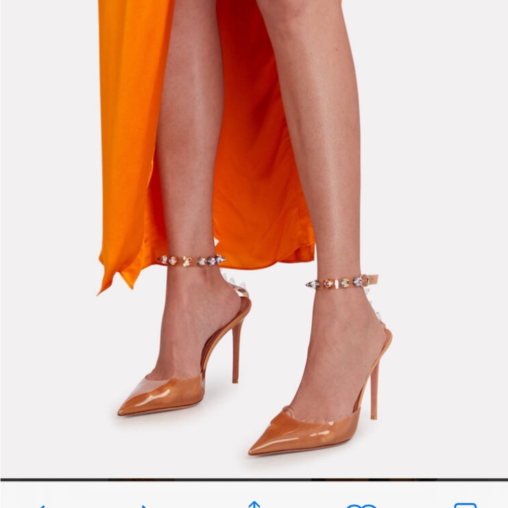 Amina Muaddi Julia pump